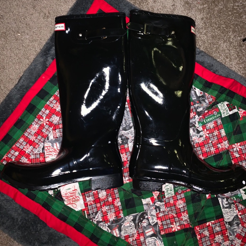 Hunters tall  black rain boots